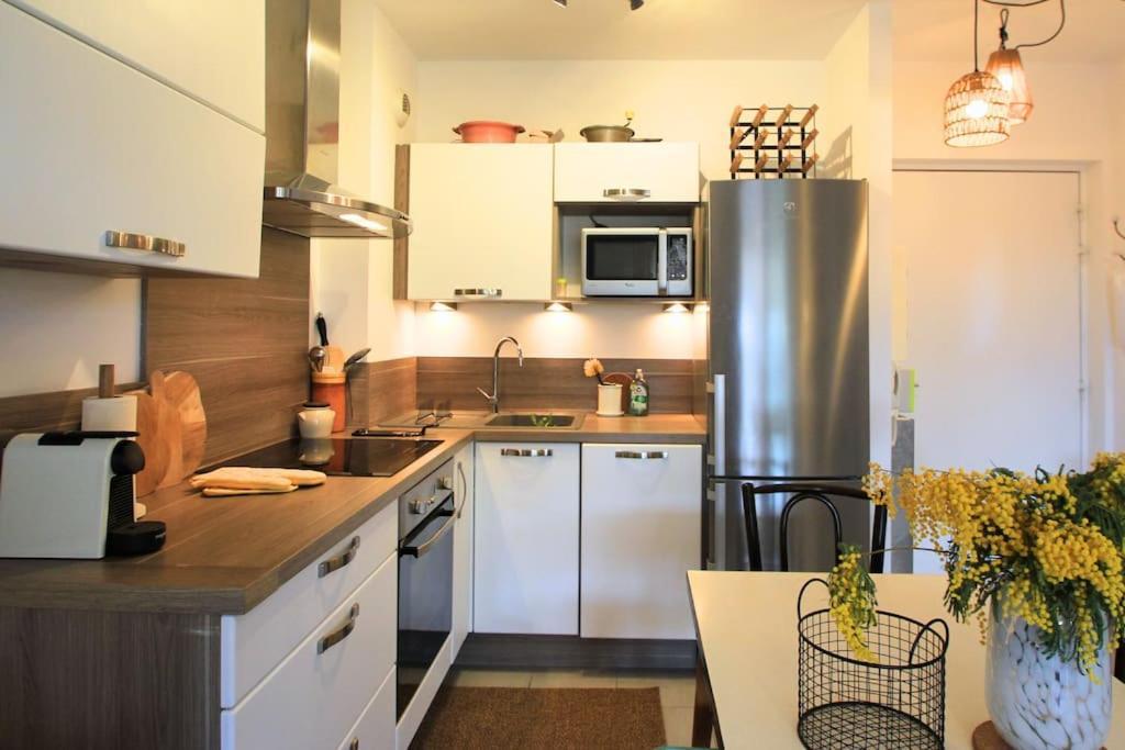Cosy Appartement Entre Vignes Et Garrigue Avec Piscine Péret Екстериор снимка