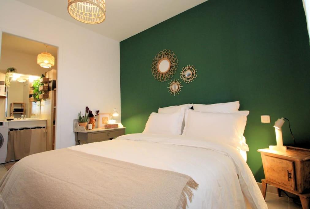 Cosy Appartement Entre Vignes Et Garrigue Avec Piscine Péret Екстериор снимка