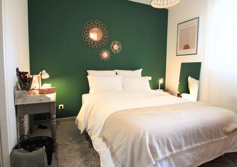 Cosy Appartement Entre Vignes Et Garrigue Avec Piscine Péret Екстериор снимка