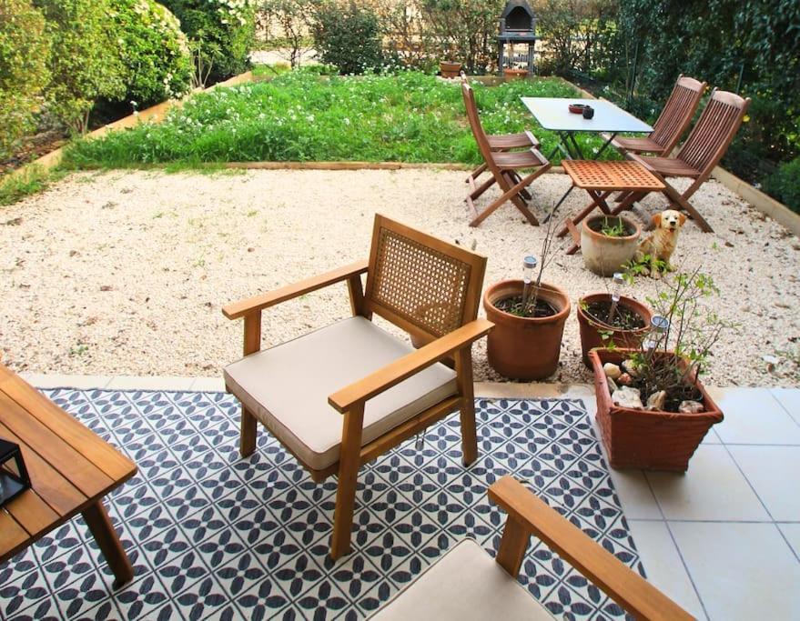 Cosy Appartement Entre Vignes Et Garrigue Avec Piscine Péret Екстериор снимка